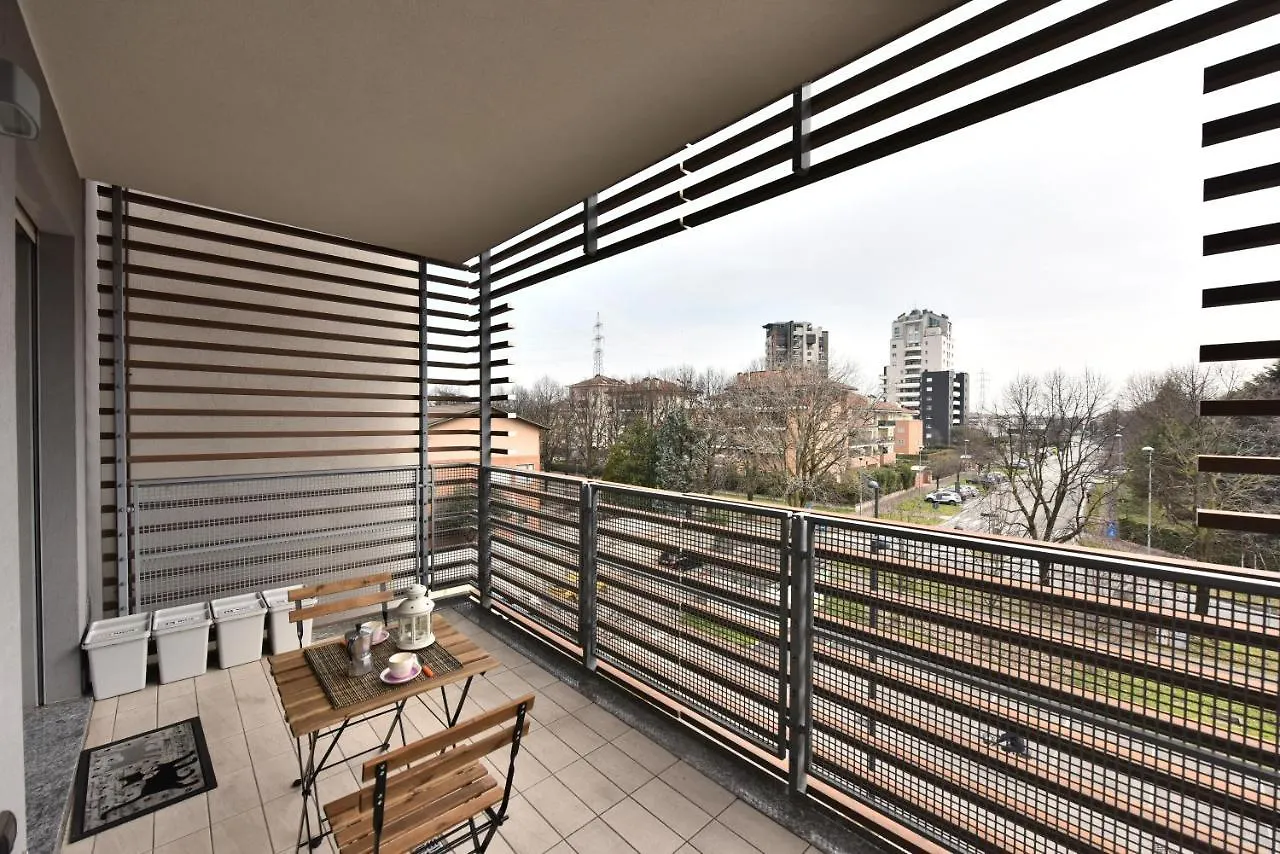 Apartman Caseospitali - Casa Kikka, Elegante Appartamento Con Balcone In Nuovo Condominio Per 4 Cernusco sul Naviglio